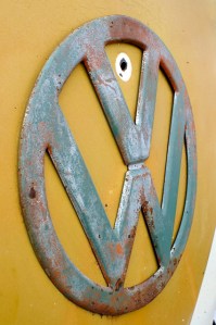 rust splitscreen vw badge ratty patina field of dreams