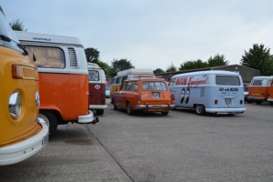 type 2 detectives squareback moon eyes orange