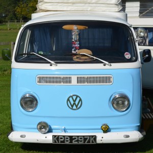 dubs in't dales camper bay window blue vw