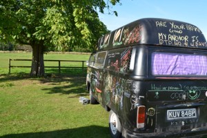 dubs in't dales chalkboard hi top bay window black vw