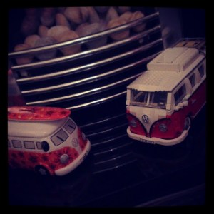 volkswagen splitscreen uk moneybox camper lego_8